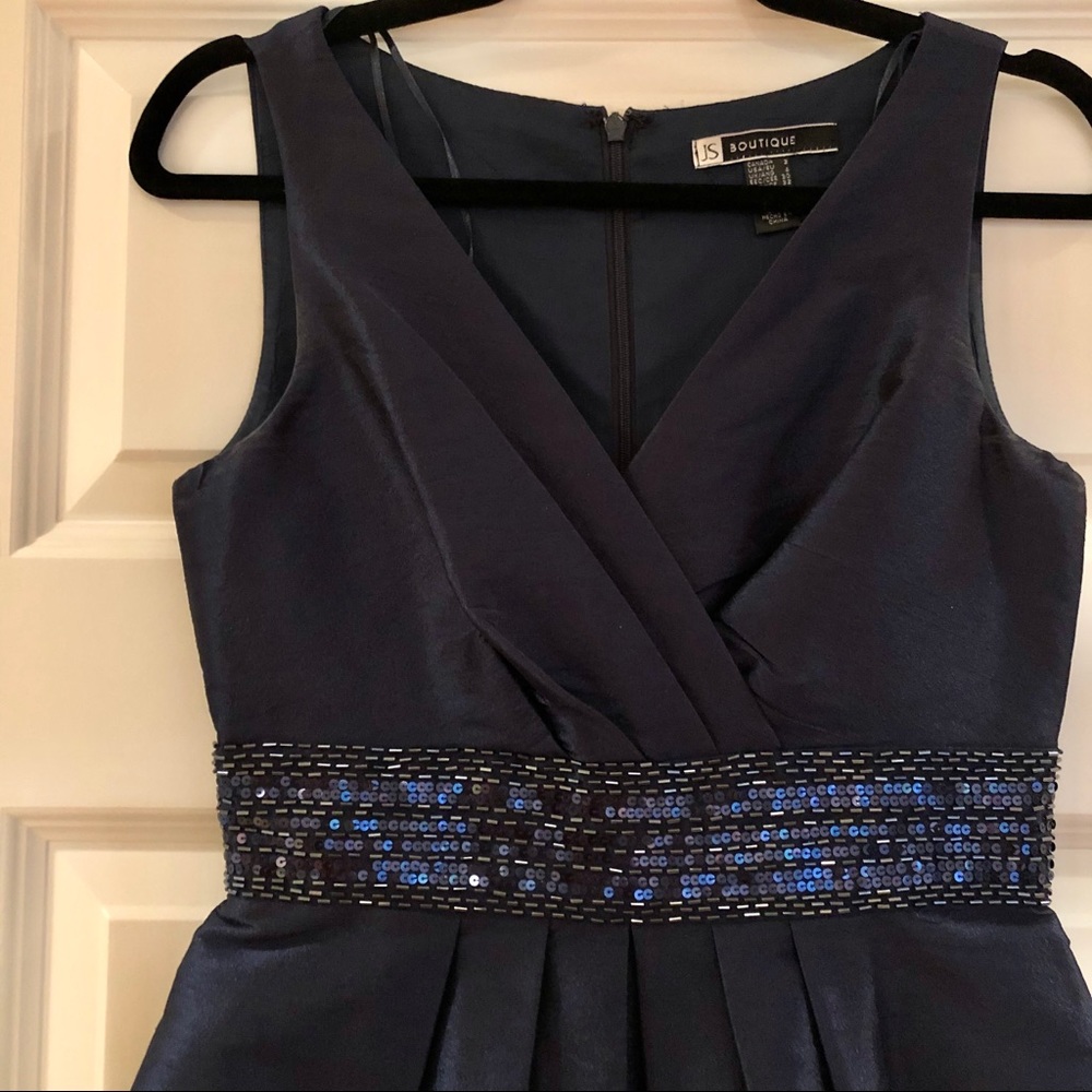 Dark Navy Formal Dress w/Sequin waist & flattering ( yet modest ) V neck Size 2